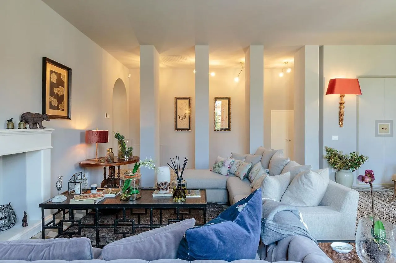 Puccini Penthouse With Terrace Inside Lucca Apartment