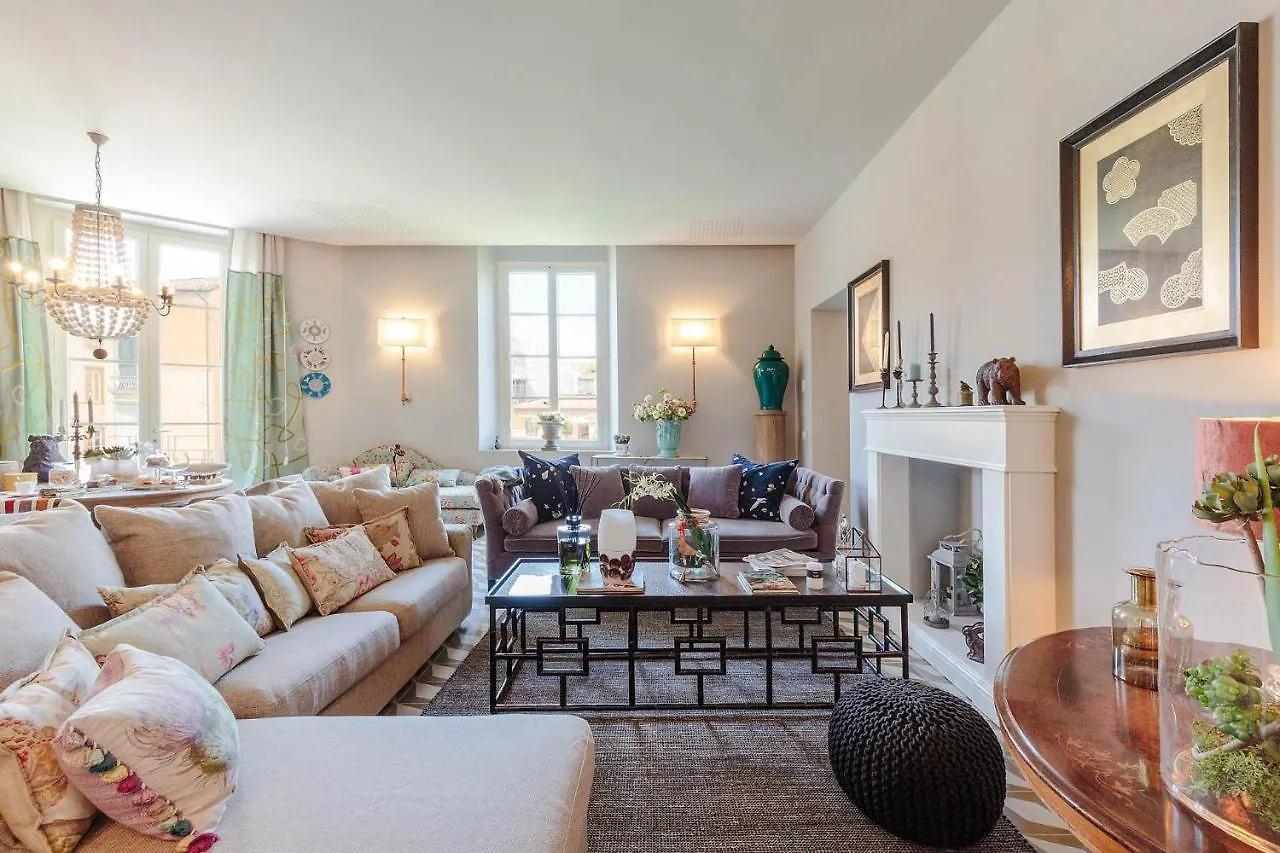 Puccini Penthouse With Terrace Inside Lucca Apartment 0*,