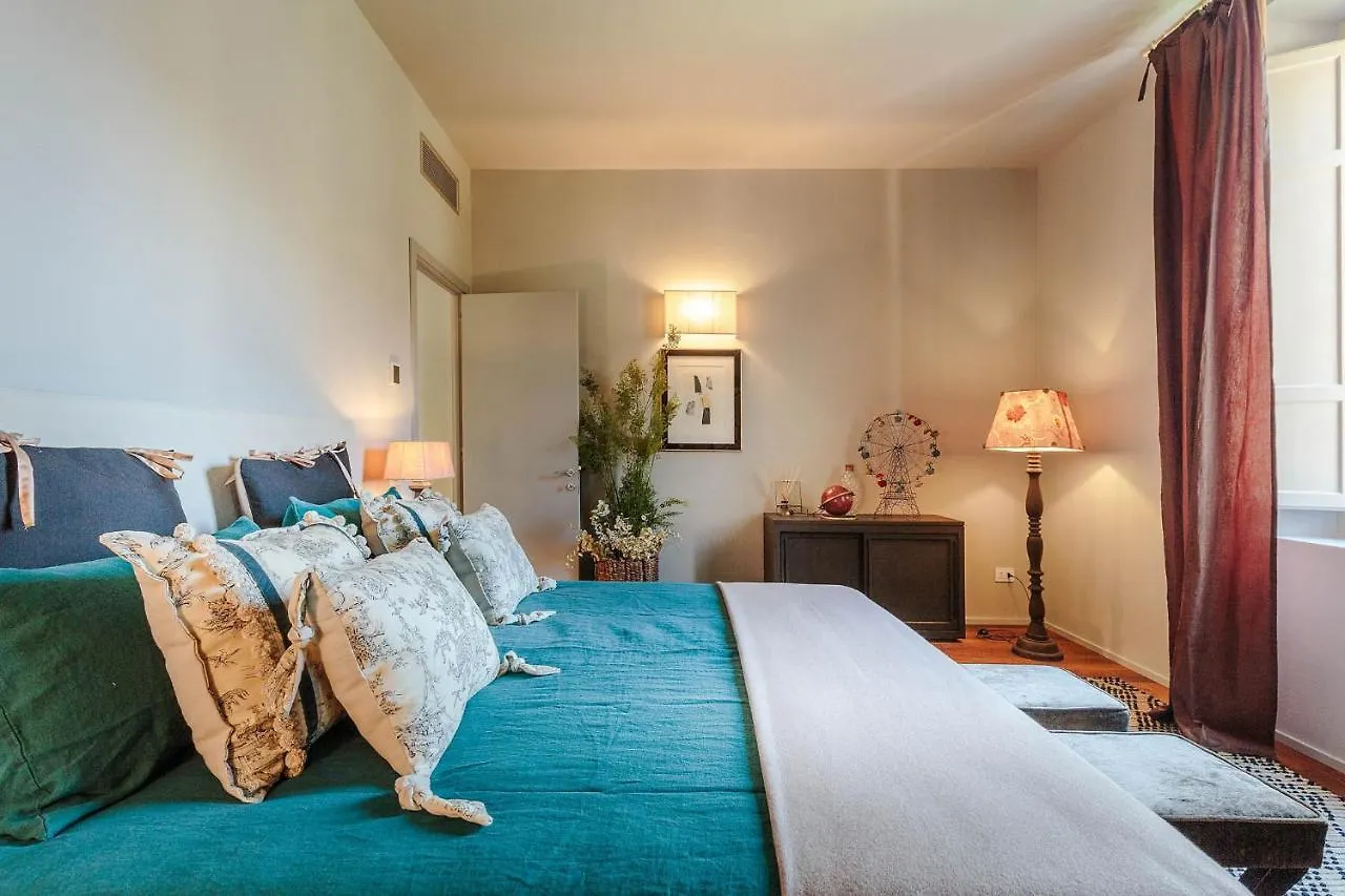 Puccini Penthouse With Terrace Inside Lucca Apartment