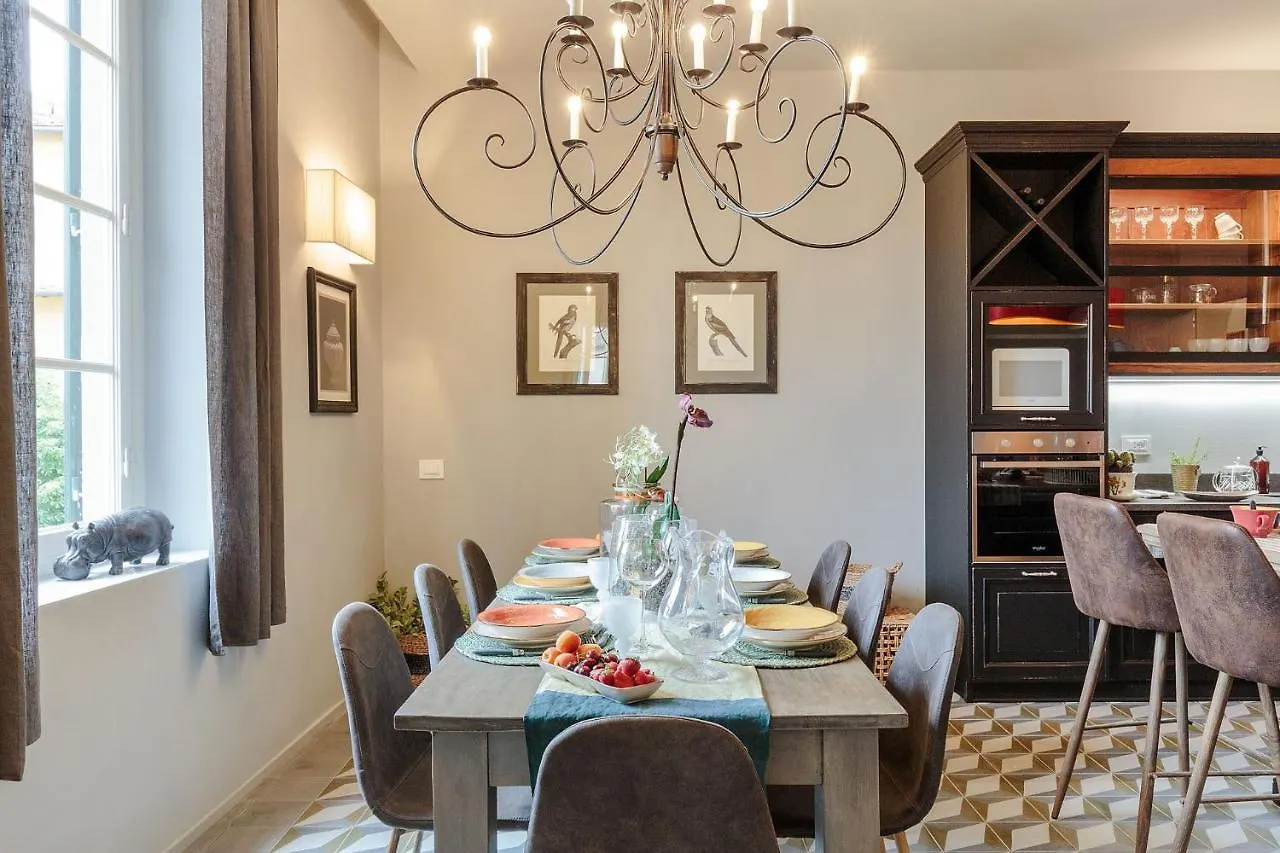Puccini Penthouse With Terrace Inside Lucca Apartment 0*,