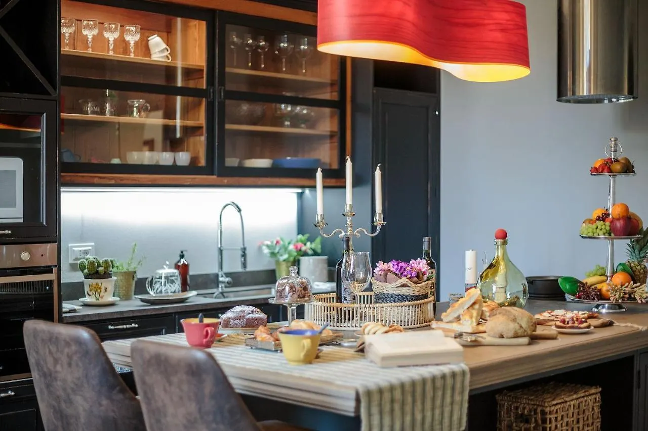 Puccini Penthouse With Terrace Inside Lucca Apartment